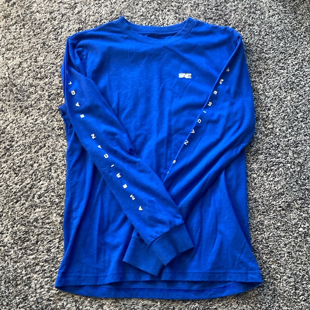 American Eagle long sleeve shirt